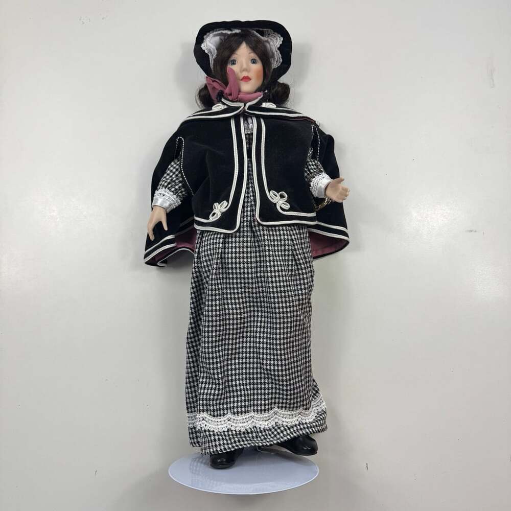 Gorham Legendary Heroines Jane Eyre Limited Edition 19" Bisque Porcelain Musical
